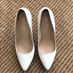 ALDO off white pumps